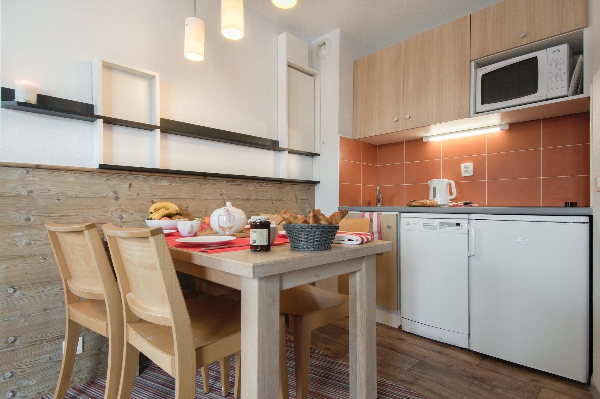 לה טניה Residence Pierre & Vacances Le Britania מראה חיצוני תמונה