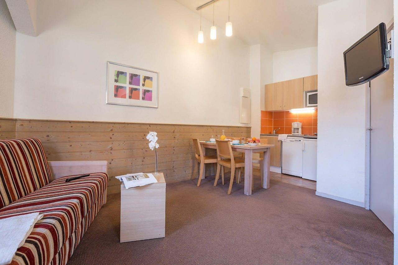 לה טניה Residence Pierre & Vacances Le Britania מראה חיצוני תמונה