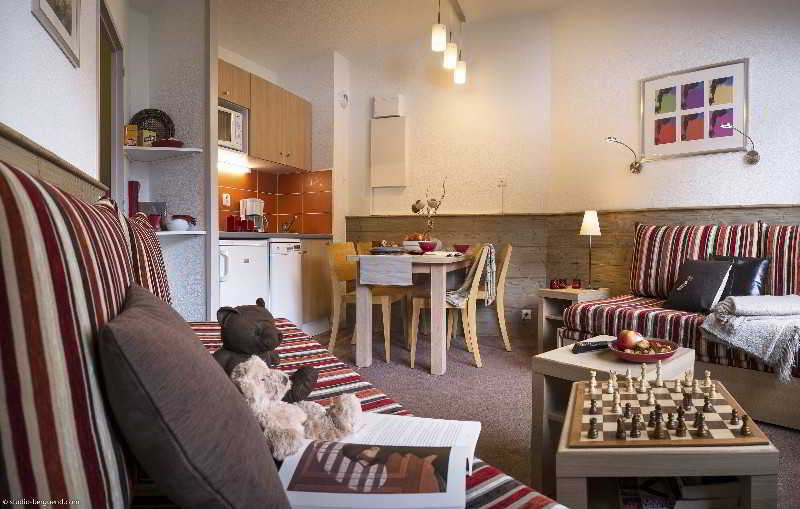 לה טניה Residence Pierre & Vacances Le Britania מראה חיצוני תמונה